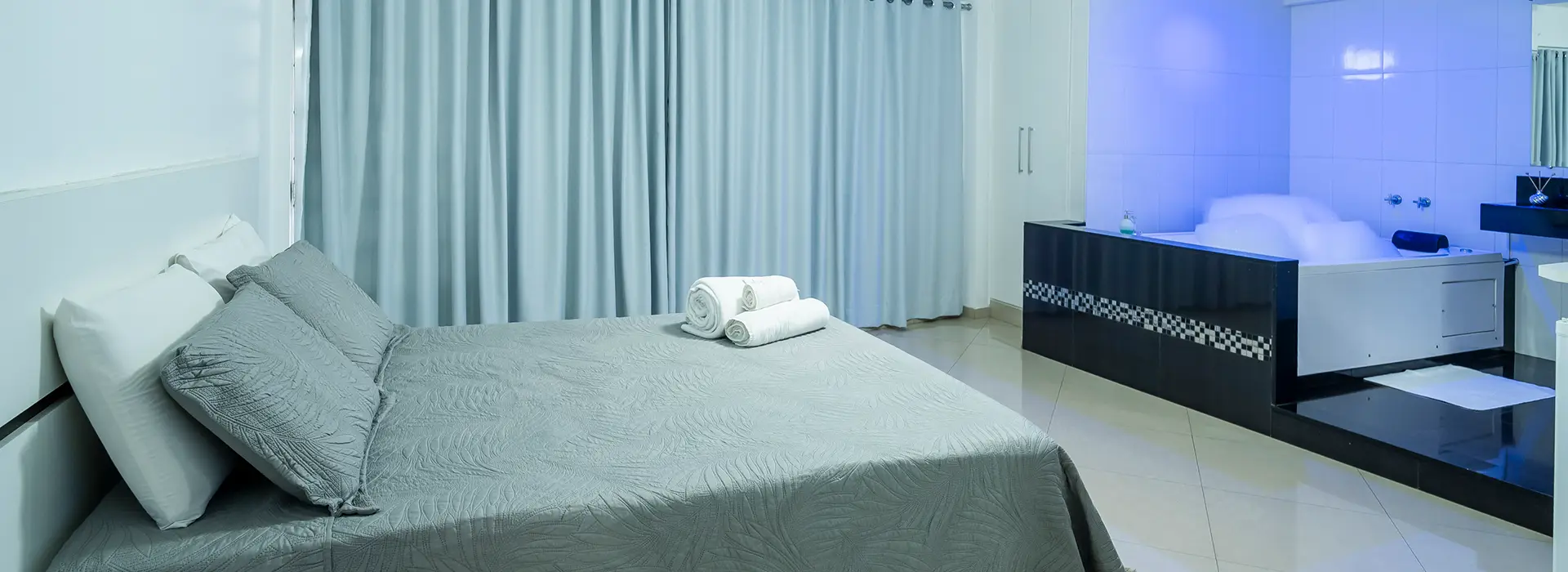Suíte com Hidromassagem